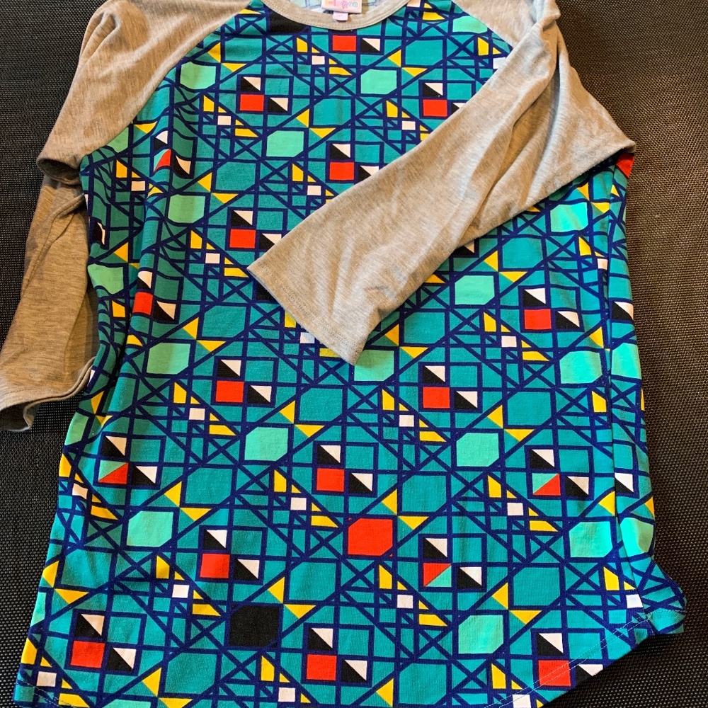 Baseball tee